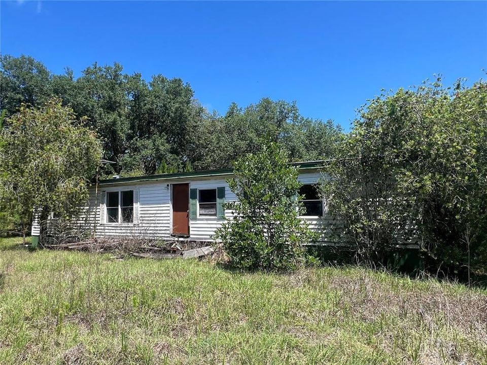 Vendido Recientemente: $175,000 (3 camas, 2 baños, 1344 Pies cuadrados)