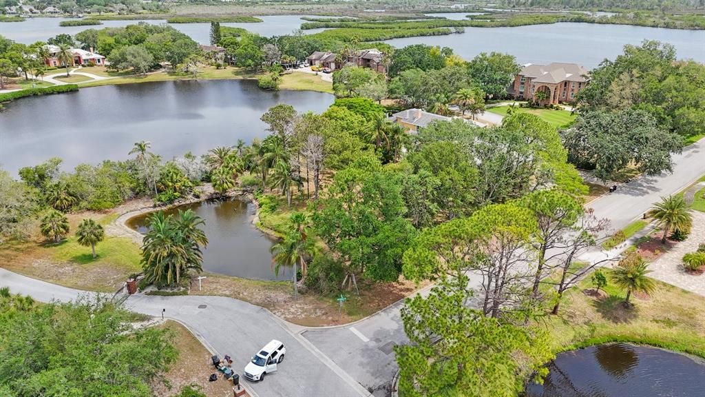 待售: $209,900 (0.75 acres)