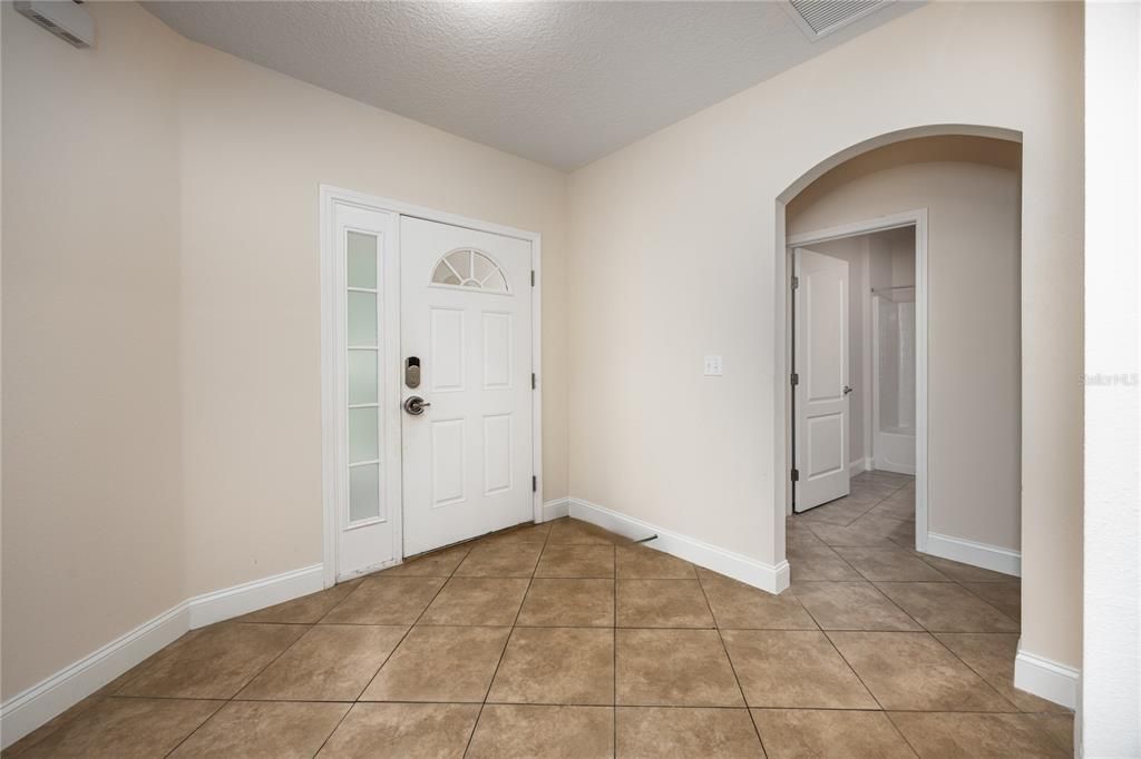 На продажу: $450,000 (4 спален, 3 ванн, 2712 Квадратных фут)