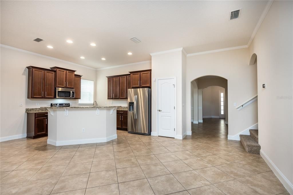 На продажу: $450,000 (4 спален, 3 ванн, 2712 Квадратных фут)