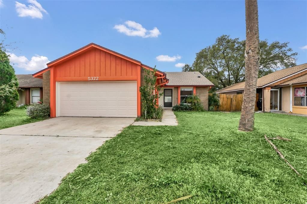 Recently Rented: $2,200 (3 beds, 2 baths, 1328 Square Feet)