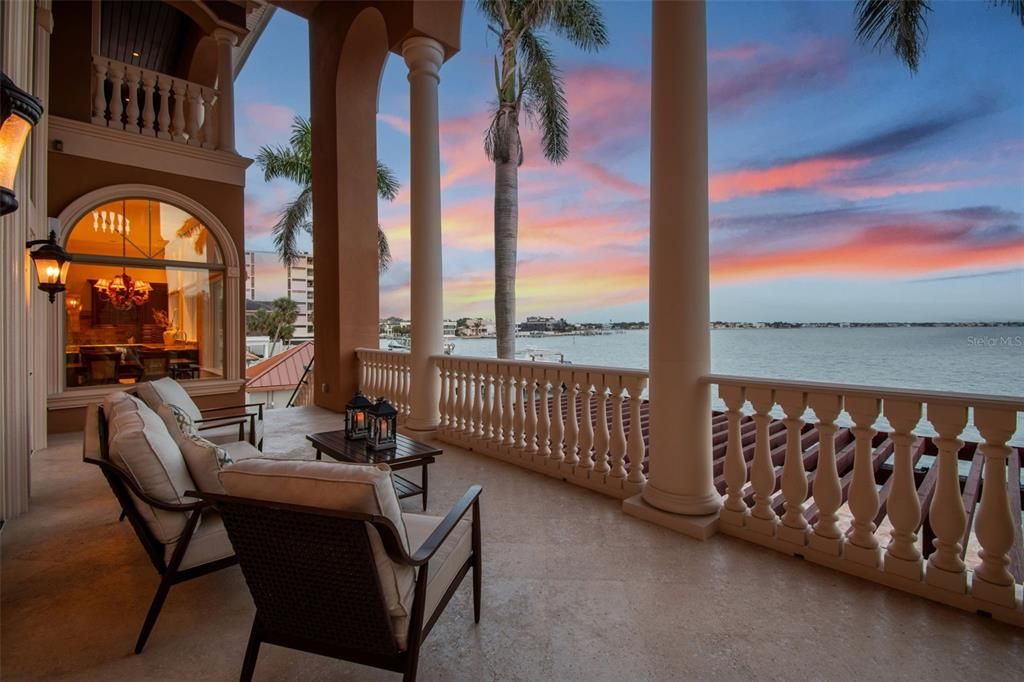 En Venta: $6,968,900 (5 camas, 5 baños, 7092 Pies cuadrados)