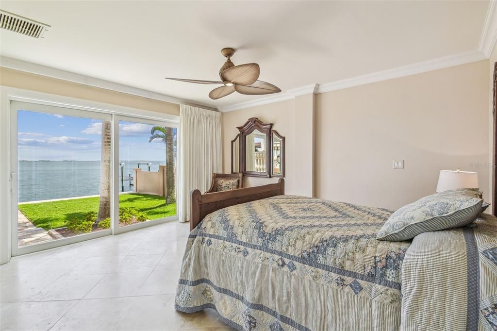 En Venta: $6,968,900 (5 camas, 5 baños, 7092 Pies cuadrados)