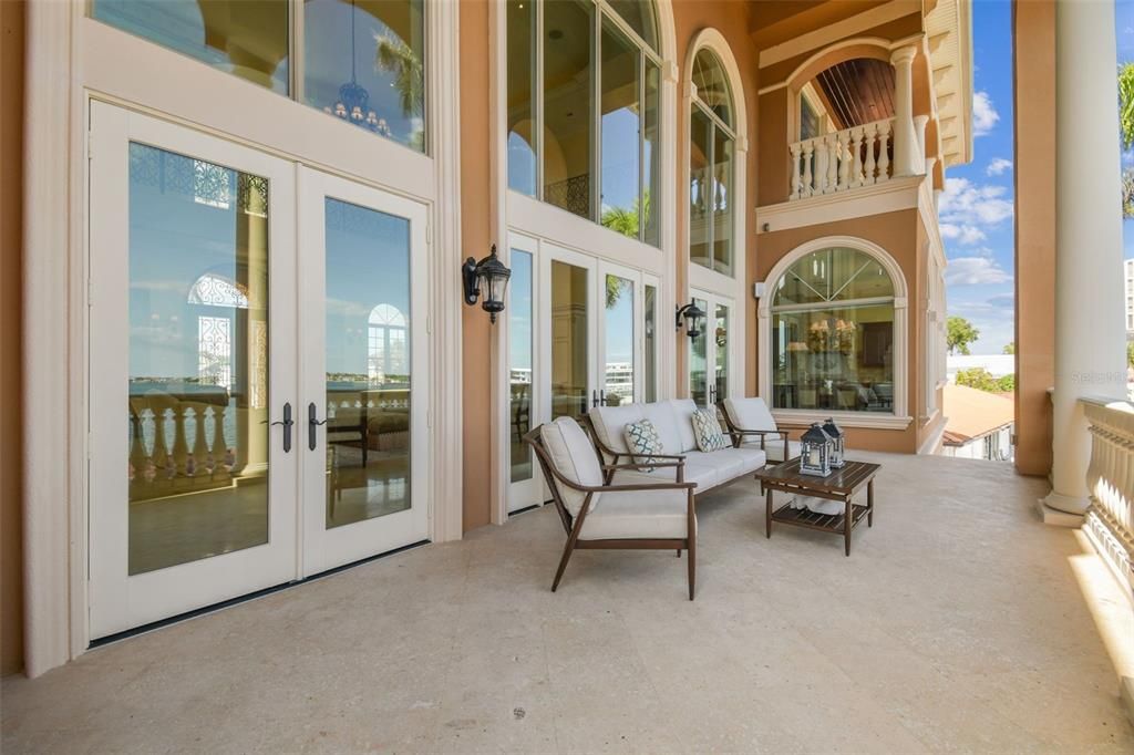 En Venta: $6,968,900 (5 camas, 5 baños, 7092 Pies cuadrados)