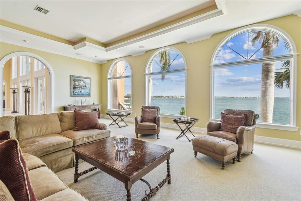 En Venta: $6,968,900 (5 camas, 5 baños, 7092 Pies cuadrados)