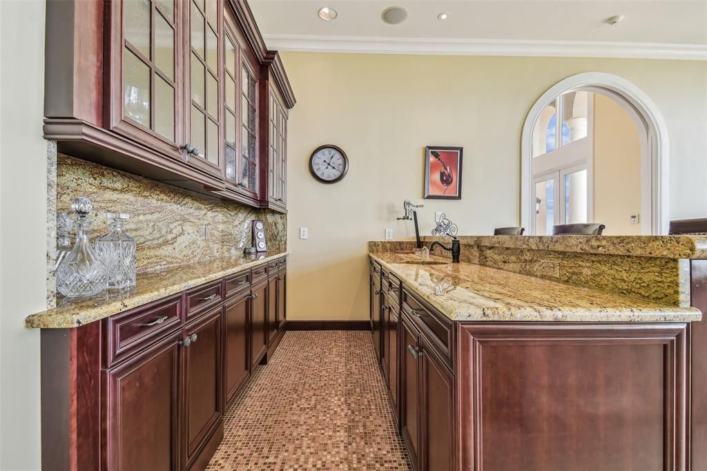 En Venta: $6,968,900 (5 camas, 5 baños, 7092 Pies cuadrados)