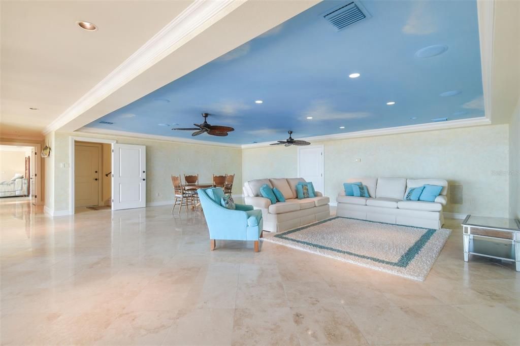 En Venta: $6,968,900 (5 camas, 5 baños, 7092 Pies cuadrados)