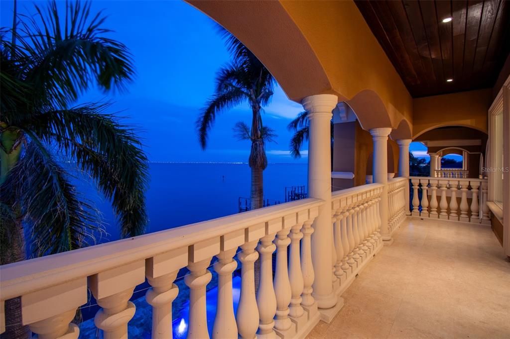 En Venta: $6,968,900 (5 camas, 5 baños, 7092 Pies cuadrados)