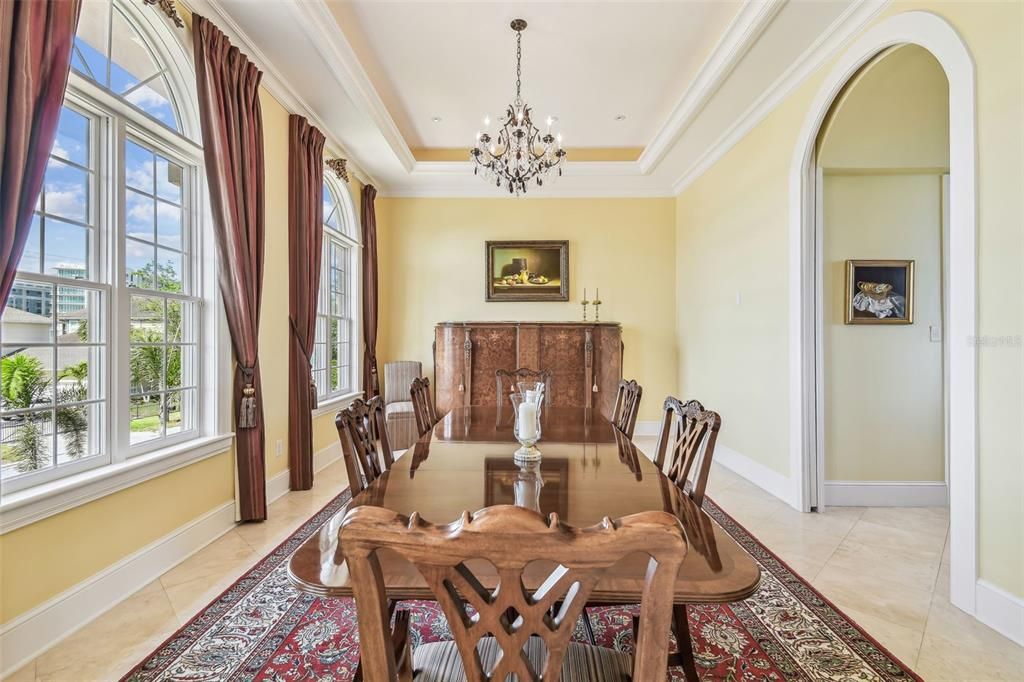 En Venta: $6,968,900 (5 camas, 5 baños, 7092 Pies cuadrados)