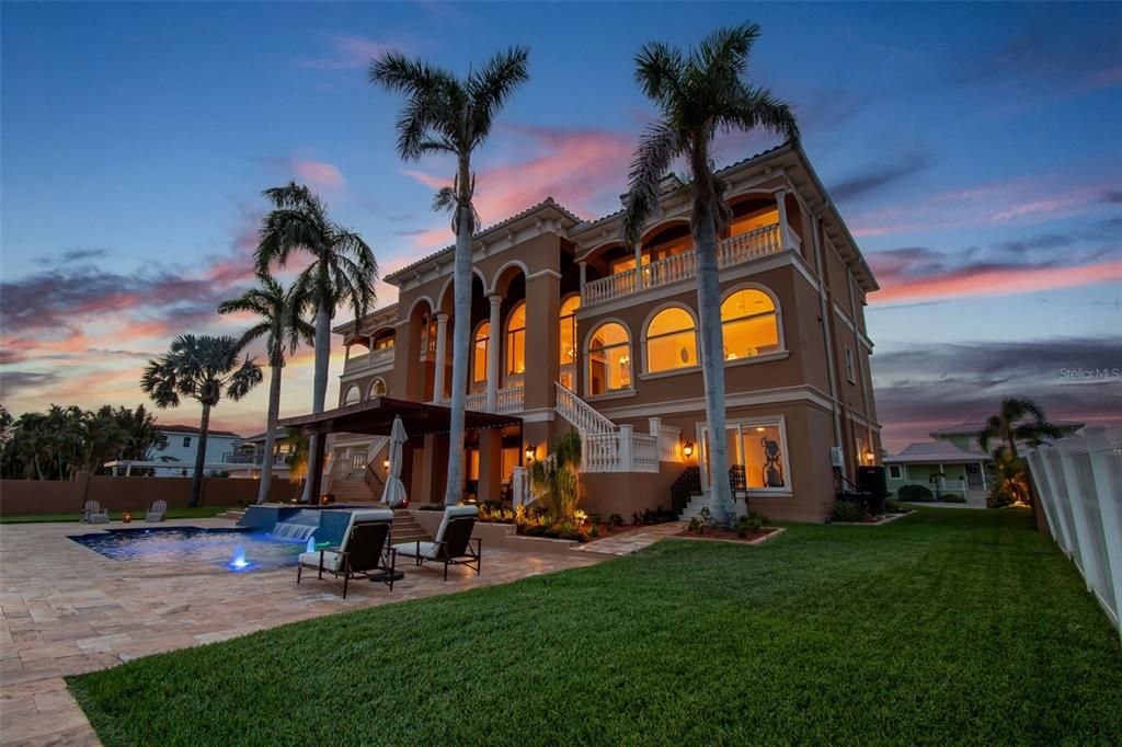 En Venta: $6,968,900 (5 camas, 5 baños, 7092 Pies cuadrados)