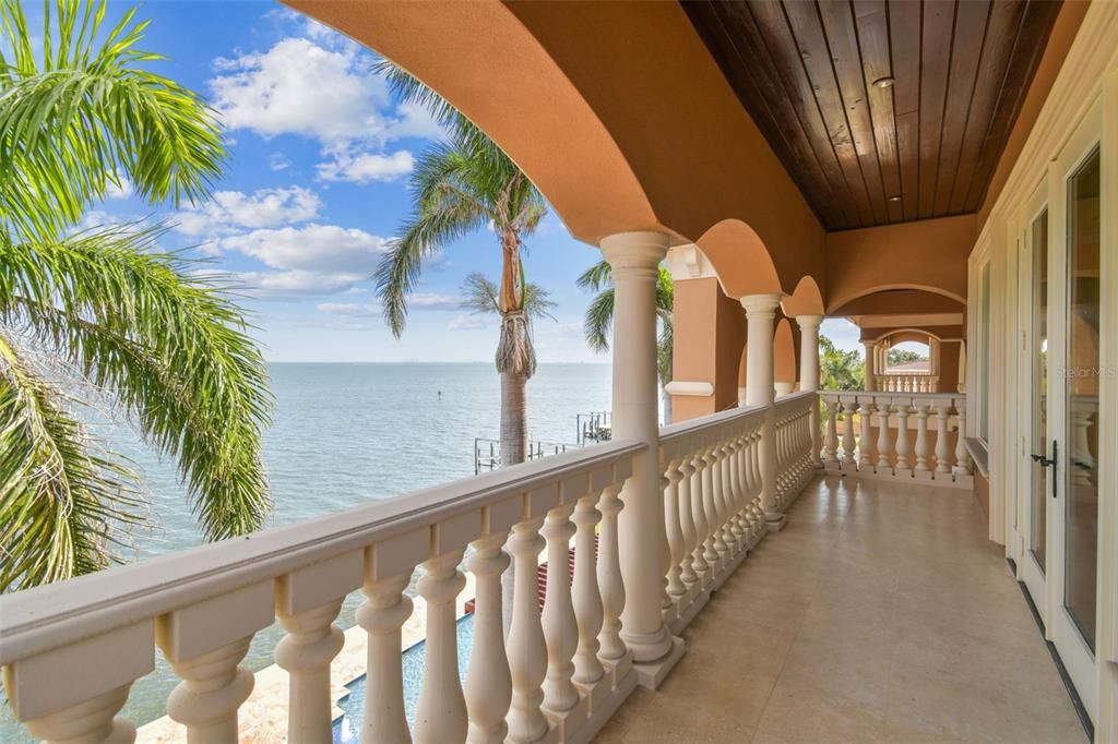 En Venta: $6,968,900 (5 camas, 5 baños, 7092 Pies cuadrados)