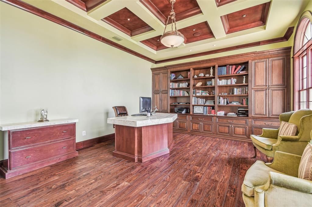 En Venta: $6,968,900 (5 camas, 5 baños, 7092 Pies cuadrados)