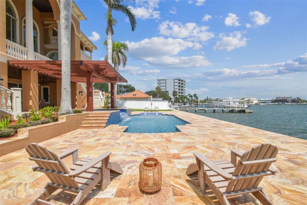 En Venta: $6,968,900 (5 camas, 5 baños, 7092 Pies cuadrados)