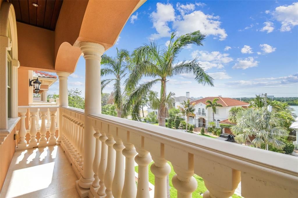 En Venta: $6,968,900 (5 camas, 5 baños, 7092 Pies cuadrados)