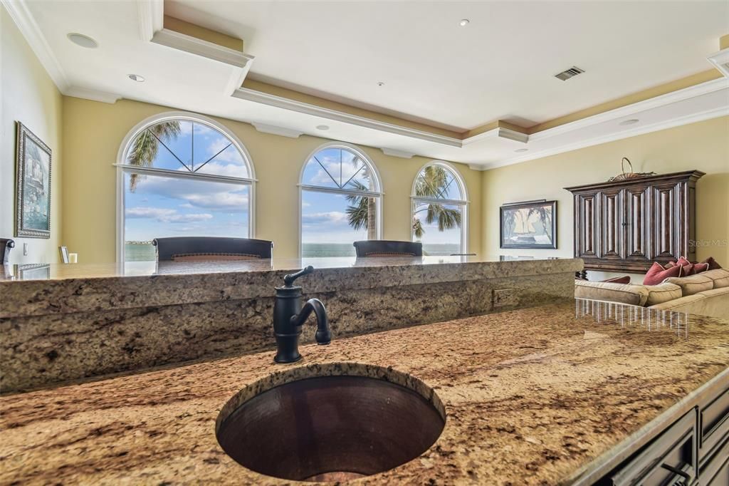 En Venta: $6,968,900 (5 camas, 5 baños, 7092 Pies cuadrados)