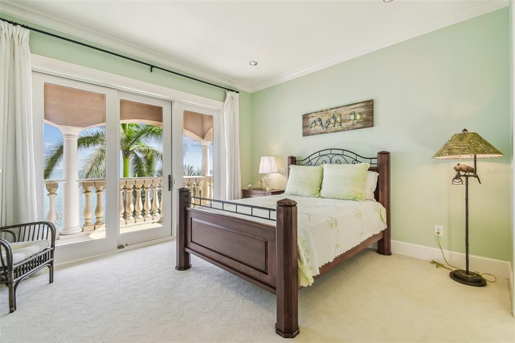 En Venta: $6,968,900 (5 camas, 5 baños, 7092 Pies cuadrados)