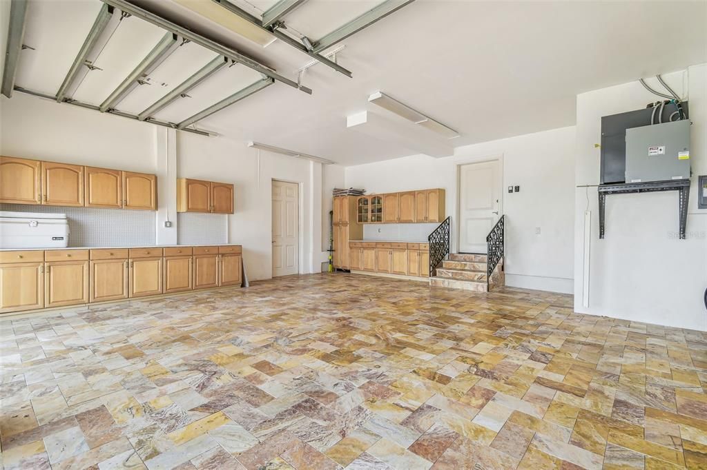 En Venta: $6,968,900 (5 camas, 5 baños, 7092 Pies cuadrados)