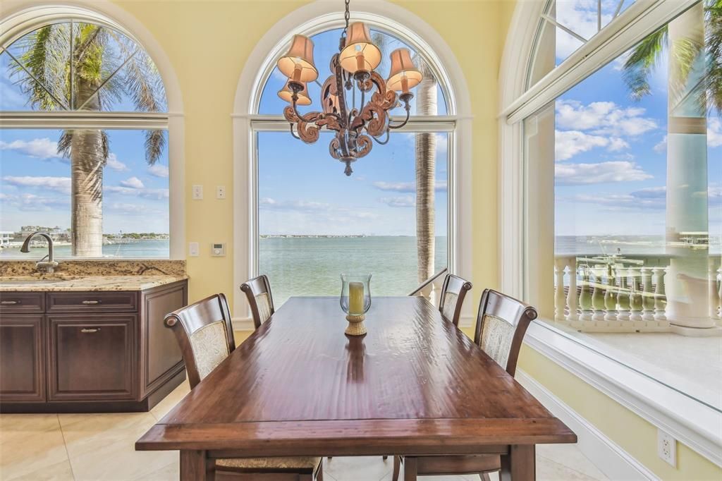 En Venta: $6,968,900 (5 camas, 5 baños, 7092 Pies cuadrados)