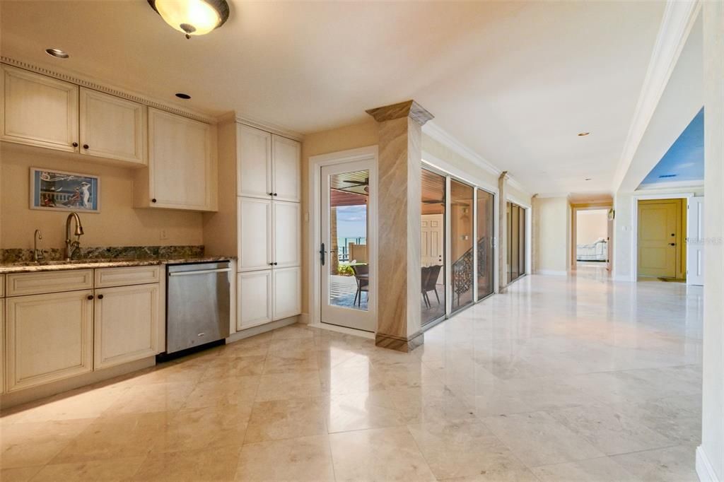 En Venta: $6,968,900 (5 camas, 5 baños, 7092 Pies cuadrados)