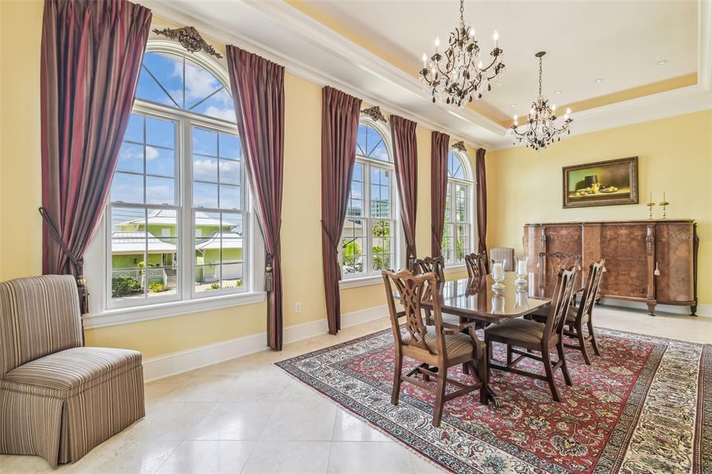 En Venta: $6,968,900 (5 camas, 5 baños, 7092 Pies cuadrados)