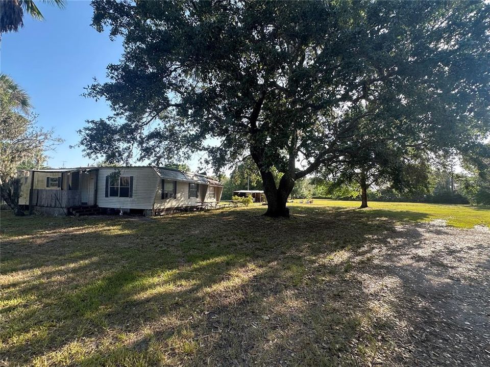 待售: $310,000 (4 贝兹, 2 浴室, 1147 平方英尺)