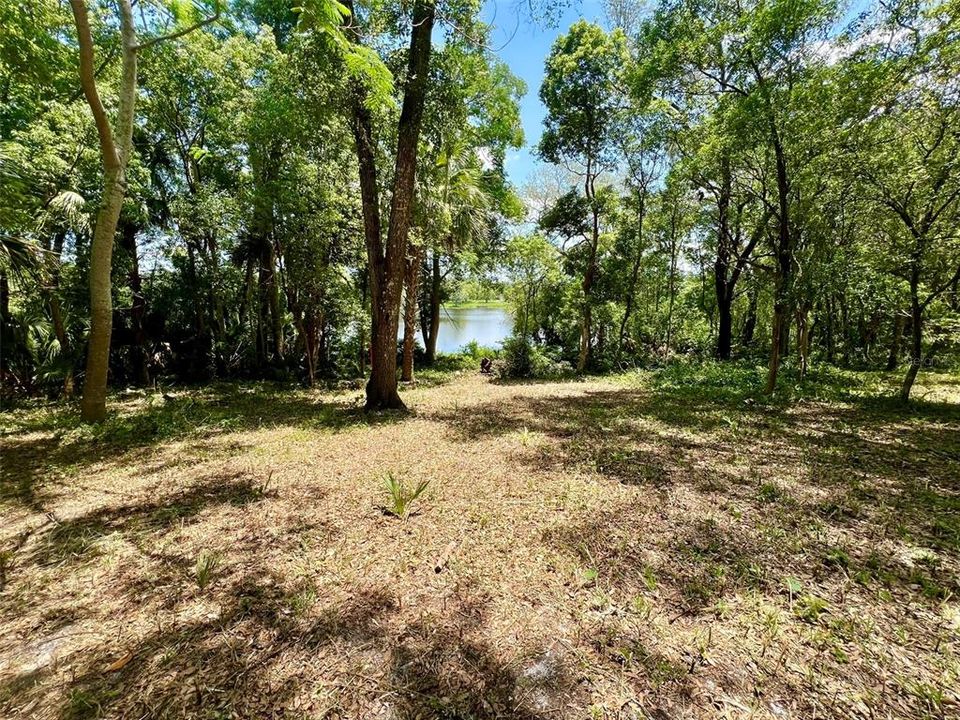На продажу: $159,900 (0.59 acres)