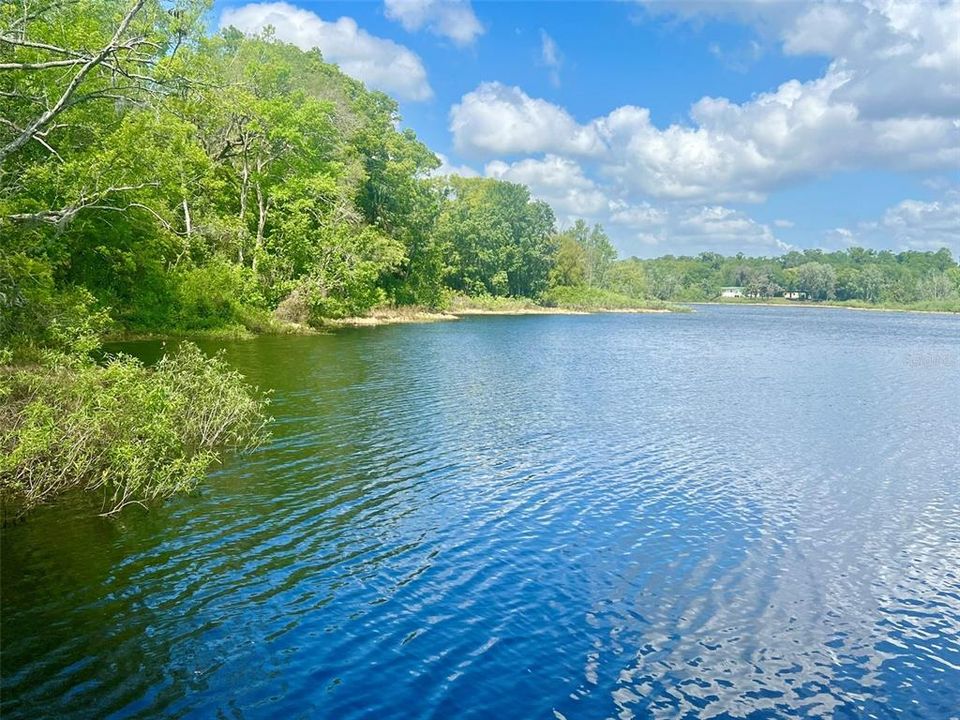 На продажу: $159,900 (0.59 acres)