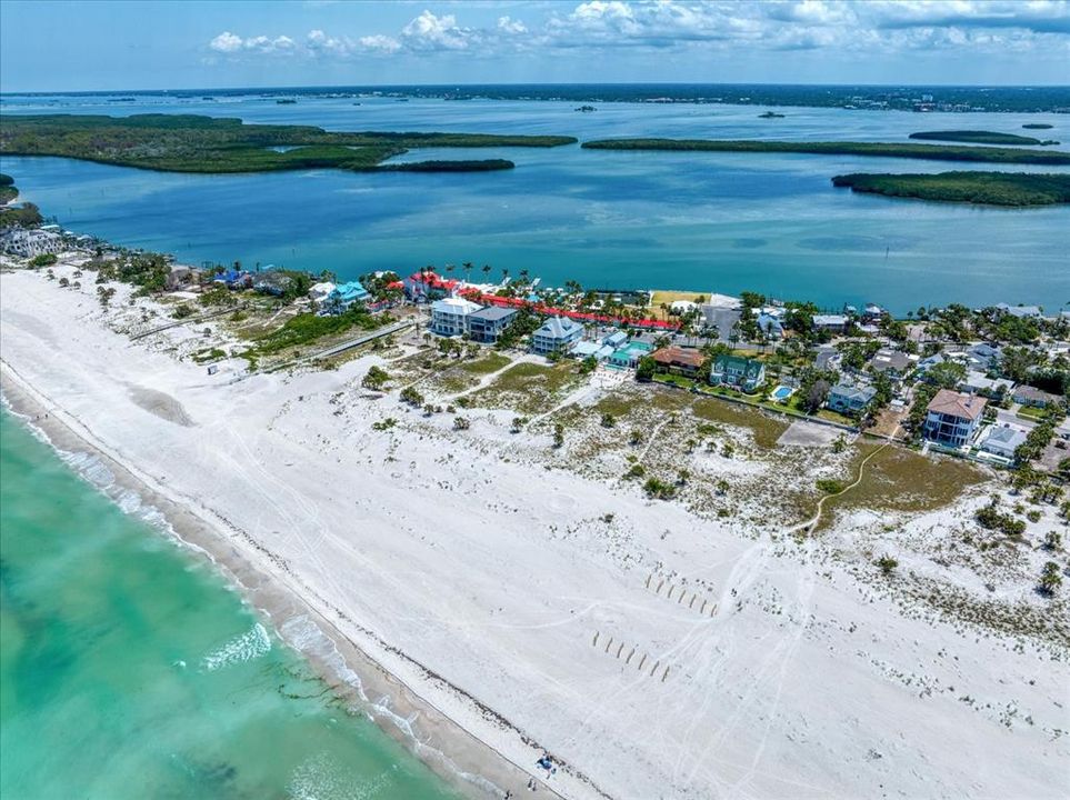 For Sale: $3,900,000 (6 beds, 5 baths, 3719 Square Feet)