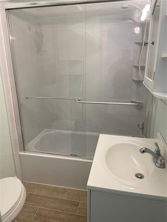 Active With Contract: $269,000 (1 beds, 1 baths, 393 Square Feet)