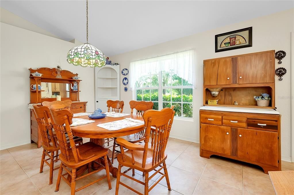 Active With Contract: $689,000 (3 beds, 2 baths, 1857 Square Feet)