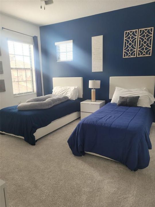 For Rent: $5,100 (6 beds, 5 baths, 3609 Square Feet)