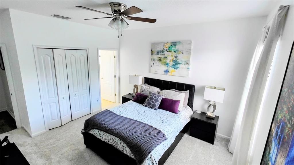 For Rent: $5,100 (6 beds, 5 baths, 3609 Square Feet)