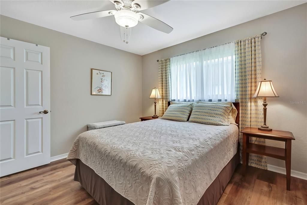 Active With Contract: $437,000 (3 beds, 2 baths, 2482 Square Feet)