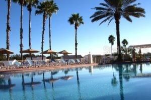 Active With Contract: $437,000 (3 beds, 2 baths, 2482 Square Feet)