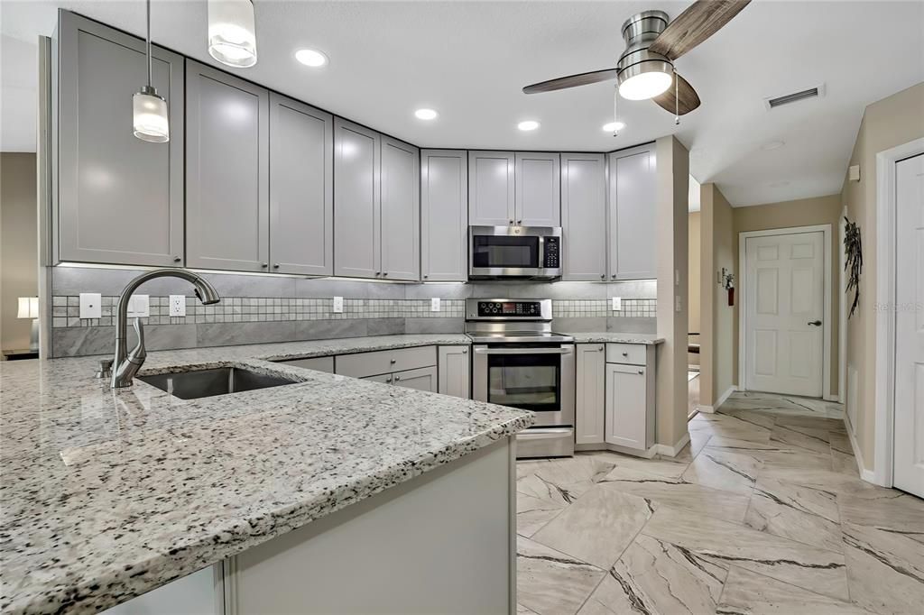 Active With Contract: $437,000 (3 beds, 2 baths, 2482 Square Feet)