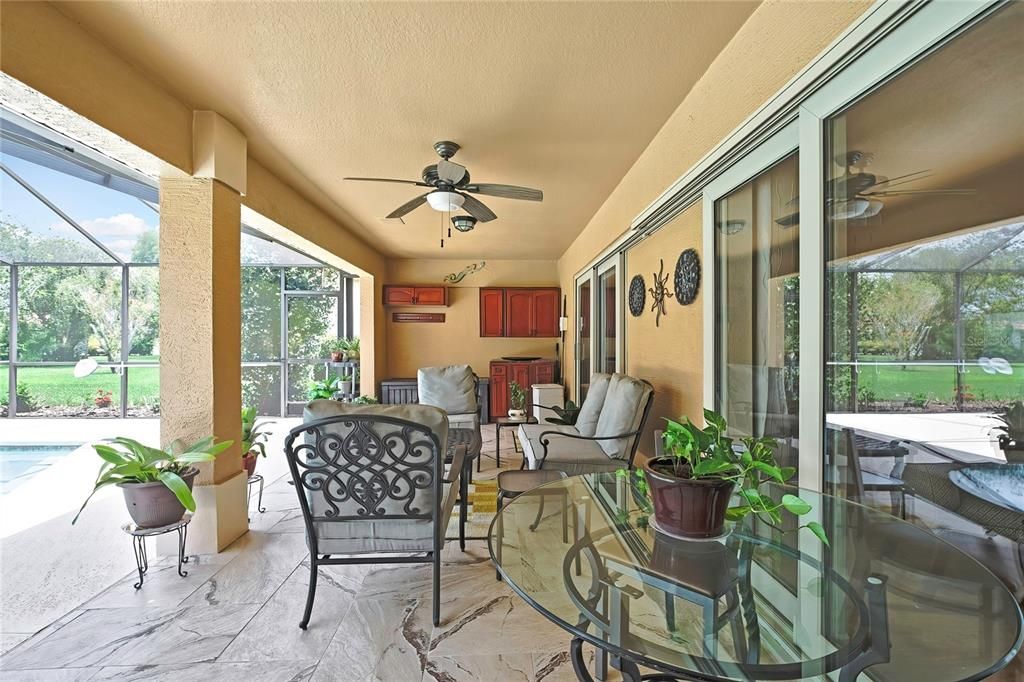 Active With Contract: $437,000 (3 beds, 2 baths, 2482 Square Feet)