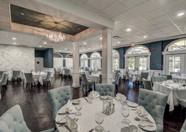 Active With Contract: $437,000 (3 beds, 2 baths, 2482 Square Feet)