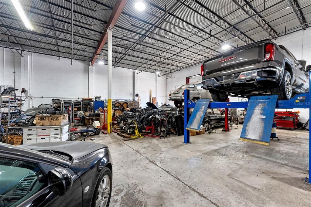 Под контрактом: $2,795,000 (0 спален, 0 ванн, 10174 Квадратных фут)