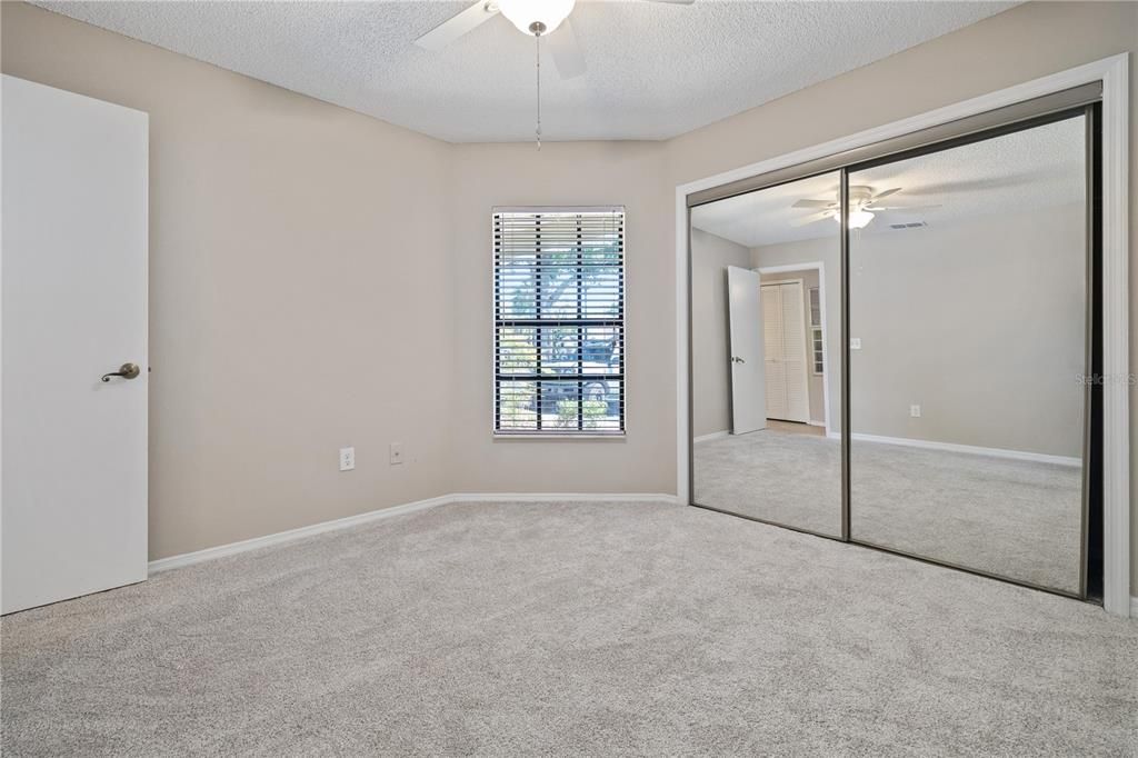 For Sale: $229,000 (2 beds, 2 baths, 1020 Square Feet)