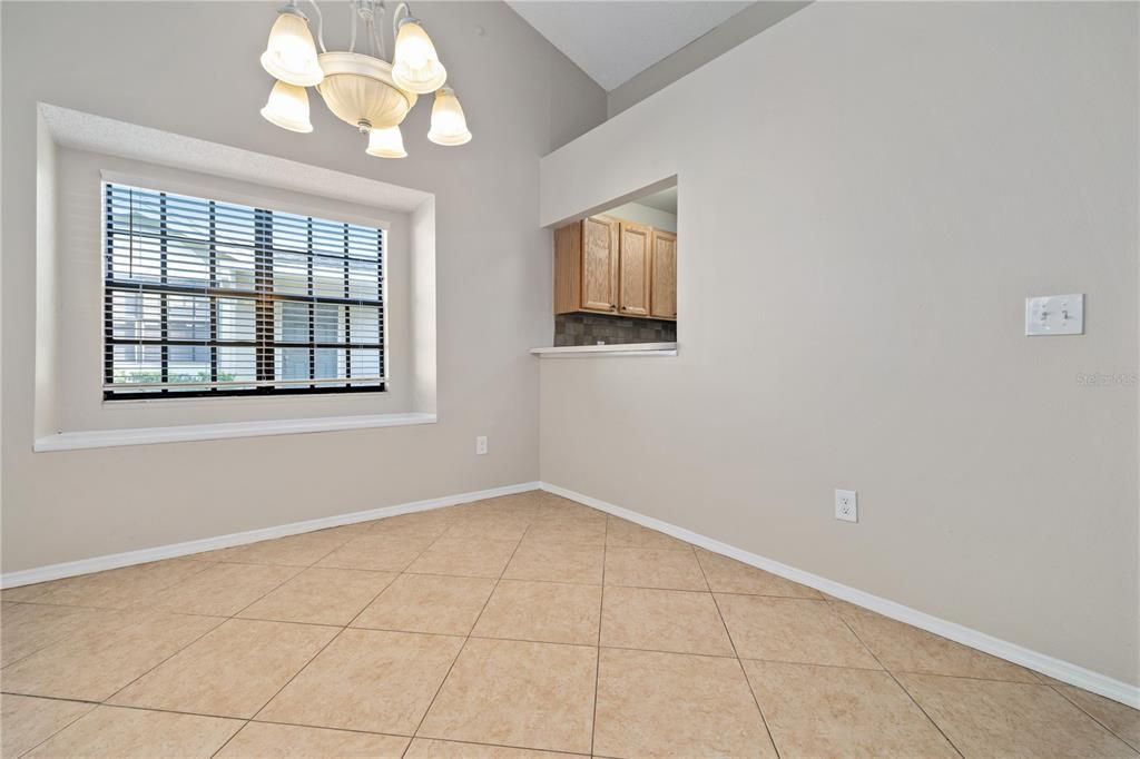 For Sale: $229,000 (2 beds, 2 baths, 1020 Square Feet)