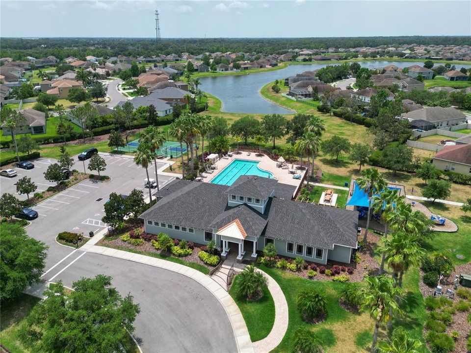 Active With Contract: $550,000 (4 beds, 3 baths, 2662 Square Feet)