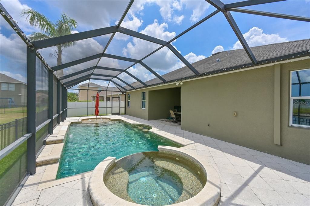 Active With Contract: $550,000 (4 beds, 3 baths, 2662 Square Feet)