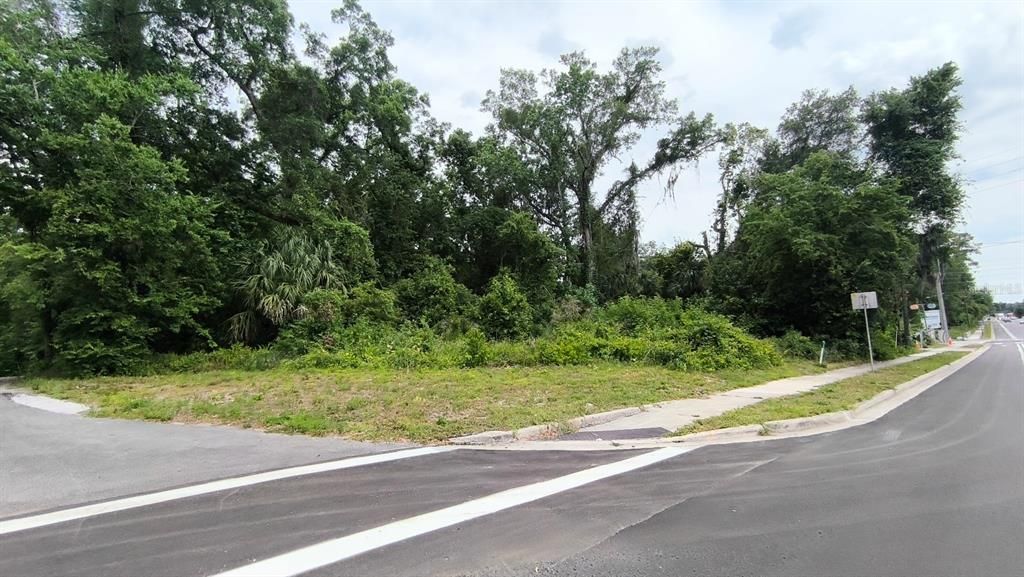 合同活跃: $35,000 (0.17 acres)