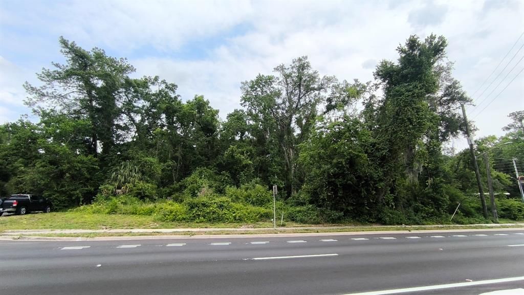 合同活跃: $35,000 (0.17 acres)