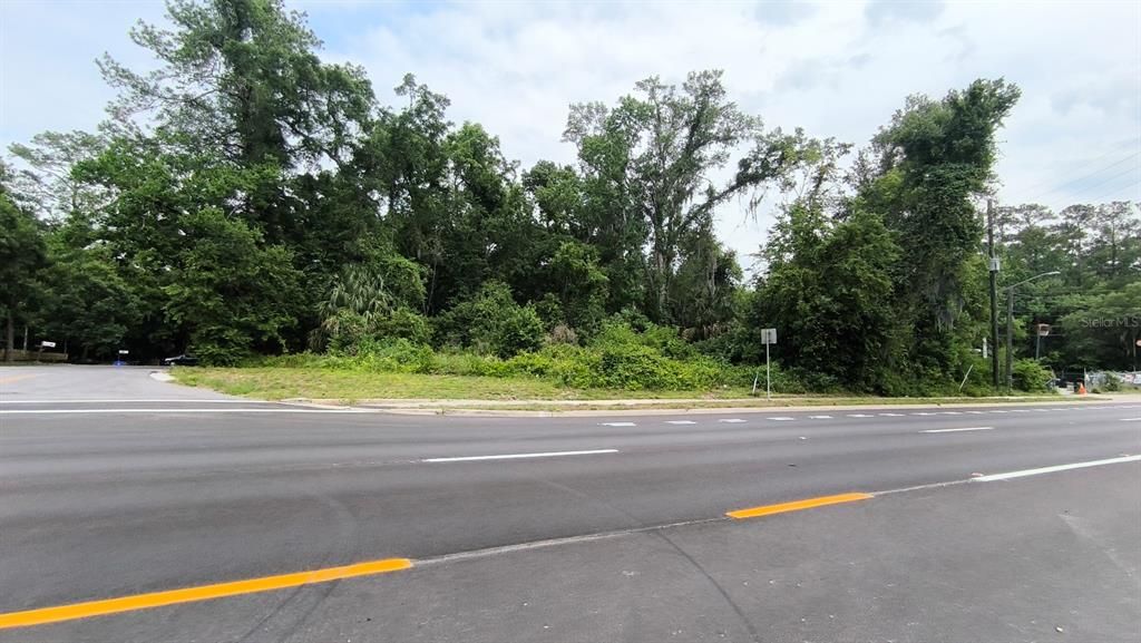 合同活跃: $35,000 (0.17 acres)