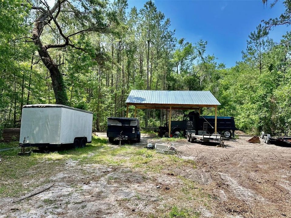 En Venta: $1,200,000 (17.50 acres)