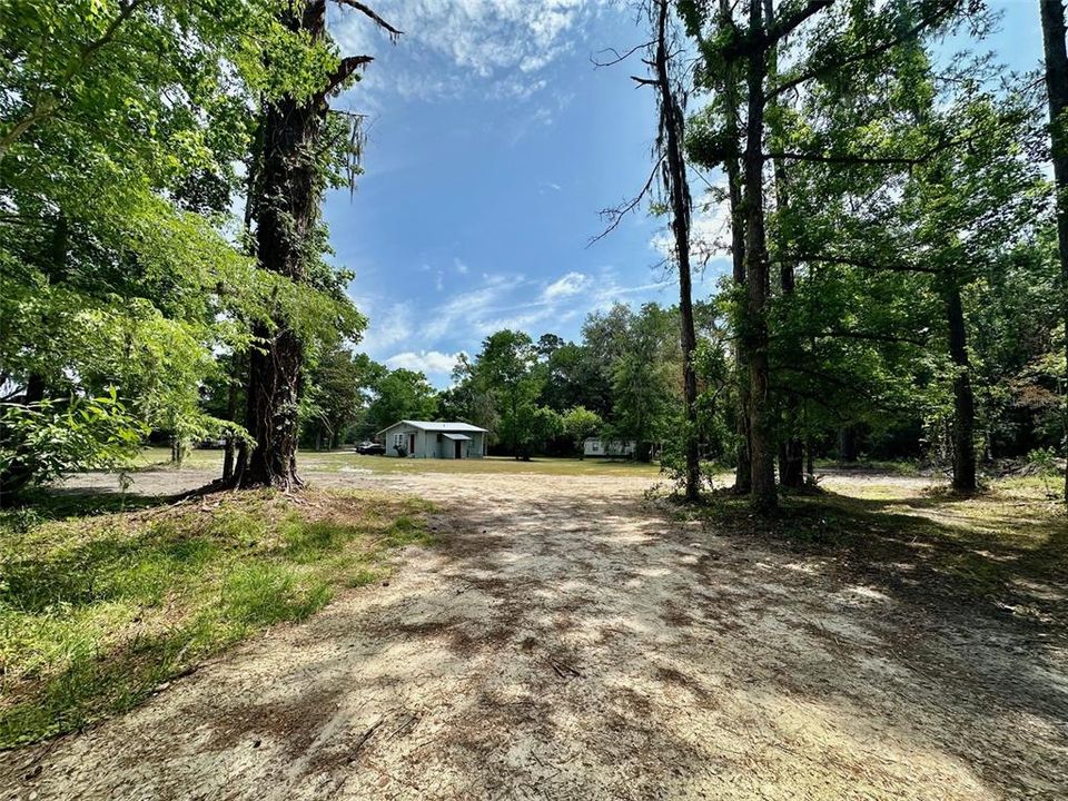 En Venta: $1,200,000 (17.50 acres)