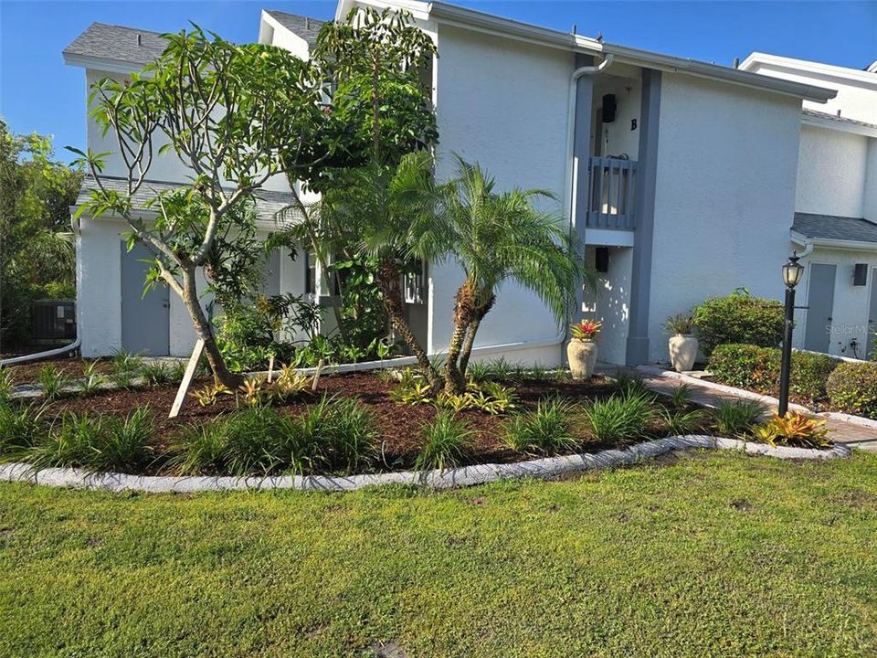 Recently Rented: $1,750 (2 beds, 2 baths, 1219 Square Feet)