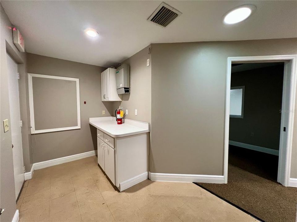 待售: $18,000 (0 贝兹, 0 浴室, 4090 平方英尺)