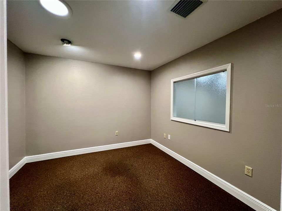 待售: $18,000 (0 贝兹, 0 浴室, 4090 平方英尺)